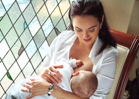 breastfeeding photo